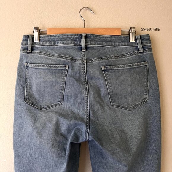 Talbots 2 Flawless 5 Pocket Straight Leg Mid Rise Jeans Denim Womens 12 Petites - Picture 5 of 5